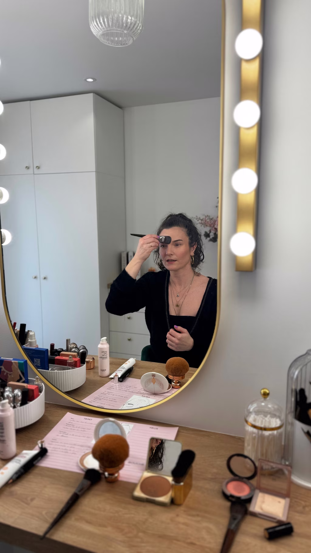 Un cadeau pour la confiance en soi pour Caroline comprenant un cours de maquillage 13