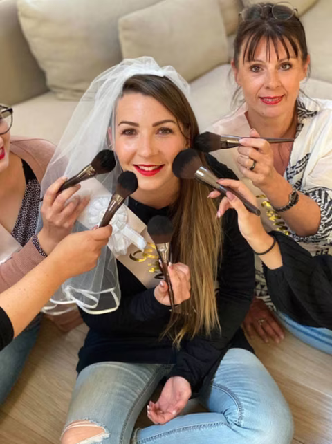 Cours de maquillage pour enterrement de vie de jeune fille