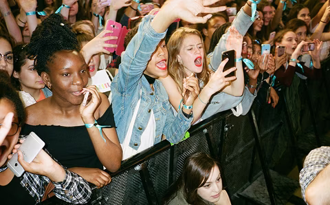 Adolescentes maquillées