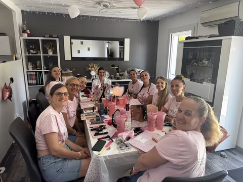 Maquillage à domicile EVJF Océane 3